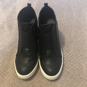 MIA Black Wedge Sneaker size 7